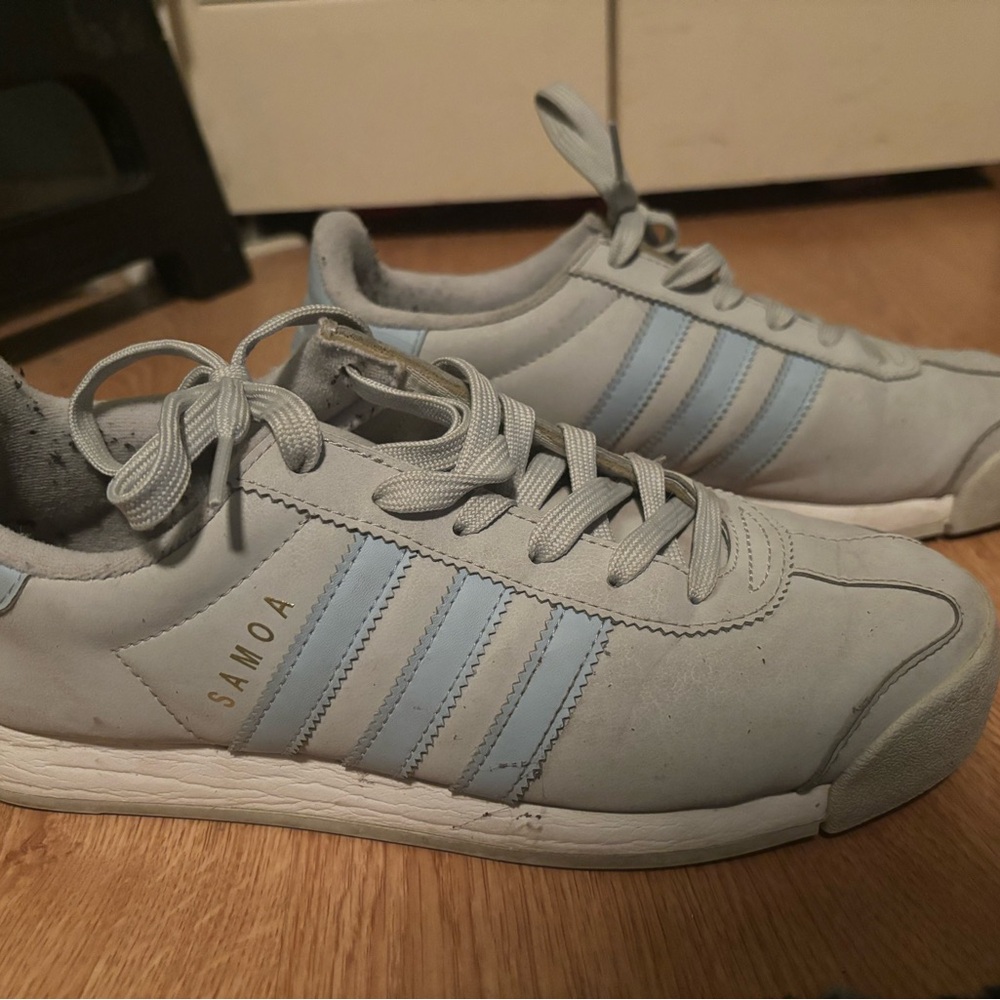 ADIDAS WOMENS SHOES 👟